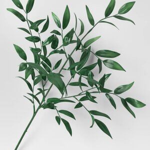 4 Mini Leaf Stems - Room Essentials™